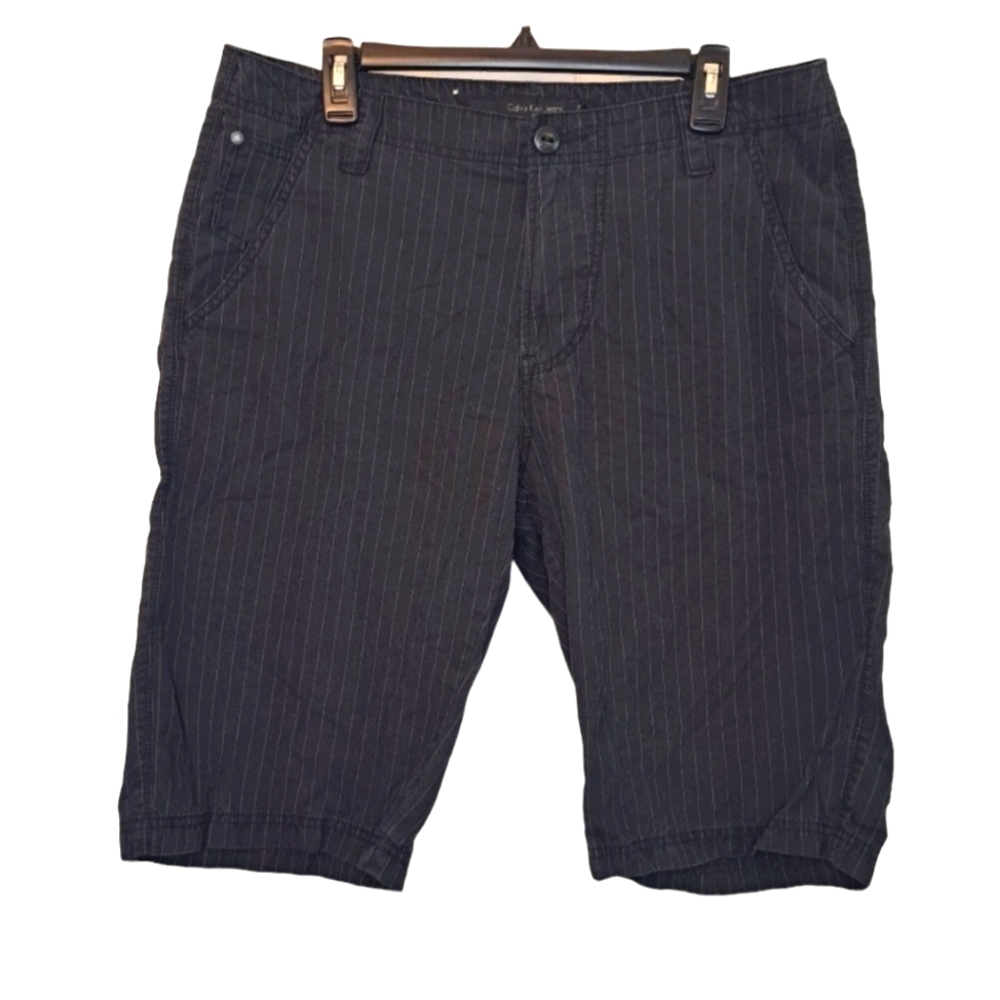 Calvin Klein Jeans Black Pinstriped Shorts Size 34